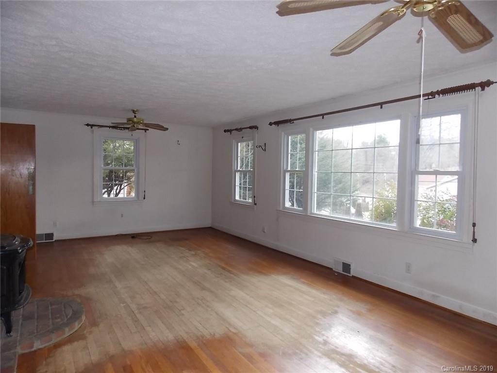 165 Old County Home Road Asheville NC 28806