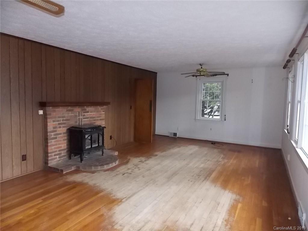 165 Old County Home Road Asheville NC 28806
