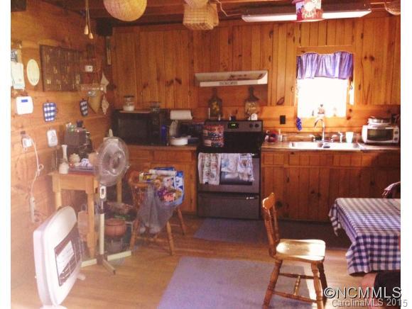 838 Sandy Bottom Road Marshall NC 28753
