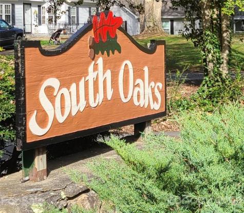 21 S Oaks Circle Asheville NC 28806