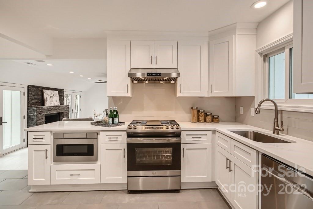 8000 Rising Meadow Road Charlotte NC 28277