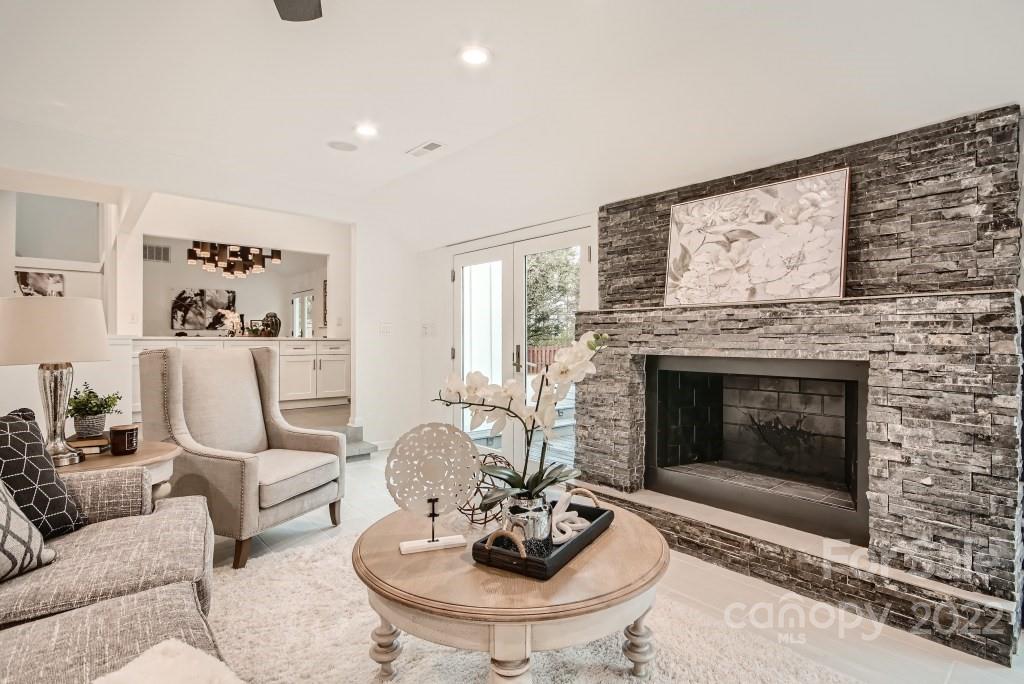 8000 Rising Meadow Road Charlotte NC 28277