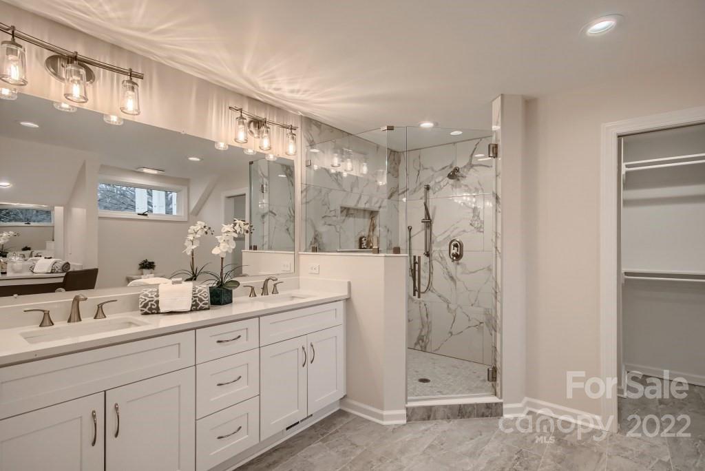 8000 Rising Meadow Road Charlotte NC 28277