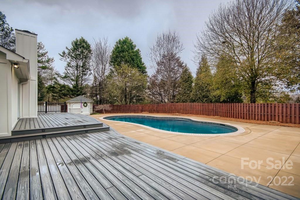 8000 Rising Meadow Road Charlotte NC 28277