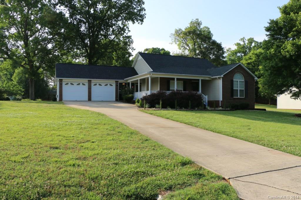 1320 Watts Drive Charlotte NC 28216