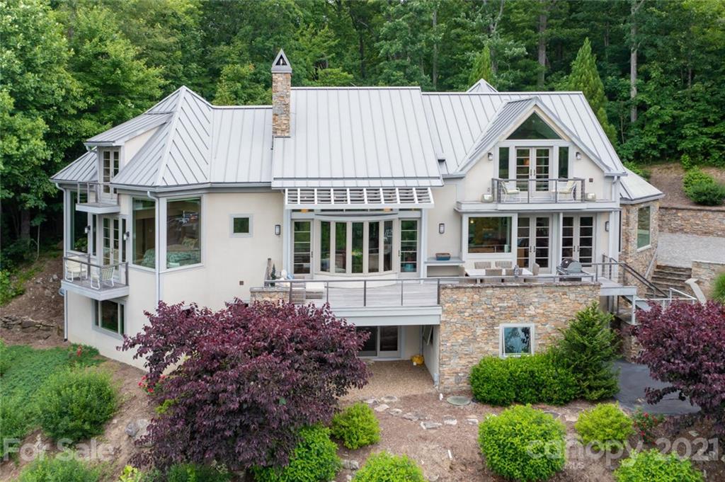 147 Falls Summit Road Hendersonville NC 28739