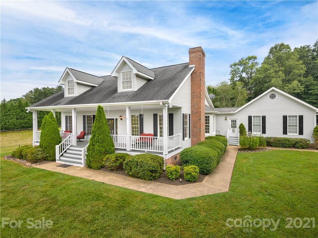 5 Cross Creek Court Mills River NC 28759