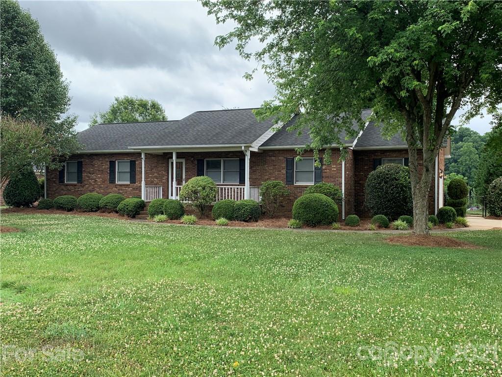 106 Ridgeview Road Statesville NC 28625