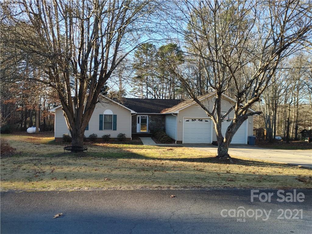 7820 Dimple Court Denver NC 28037