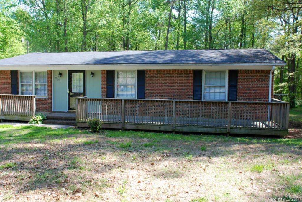 10127 Harbor Drive Charlotte NC 28214