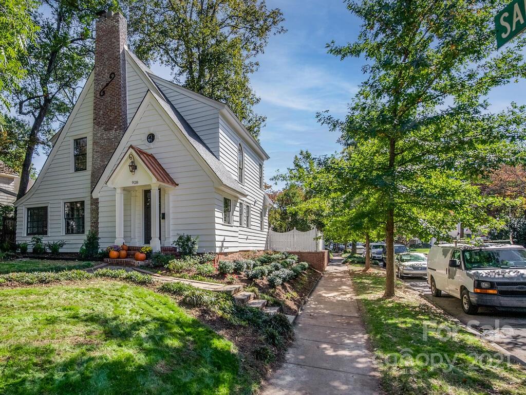 928 Ideal Way Charlotte NC 28203