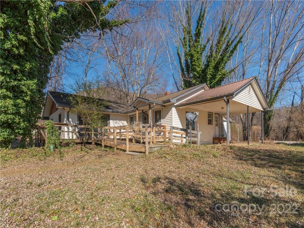 401 Green Mountain Drive Burnsville NC 28714