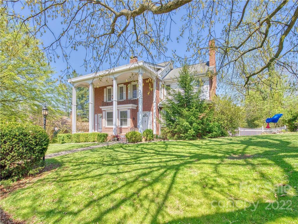 383 Academy Street Canton NC 28716