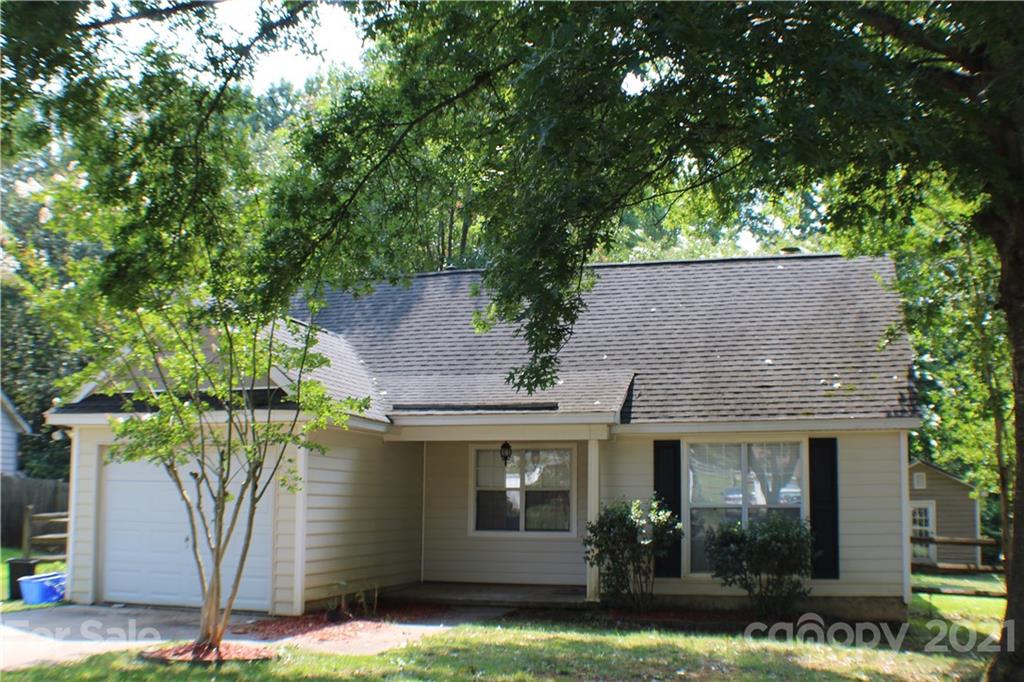 13937 Dannemara Drive Pineville NC 28134