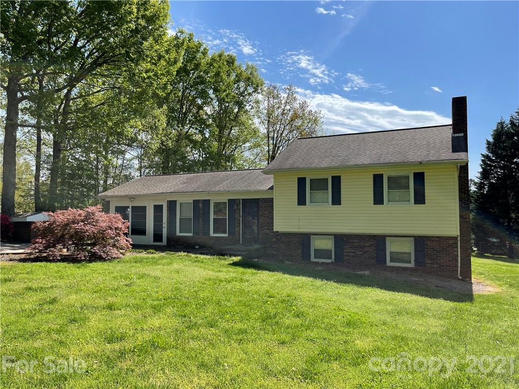 3015 Irish Street Newton NC 28658