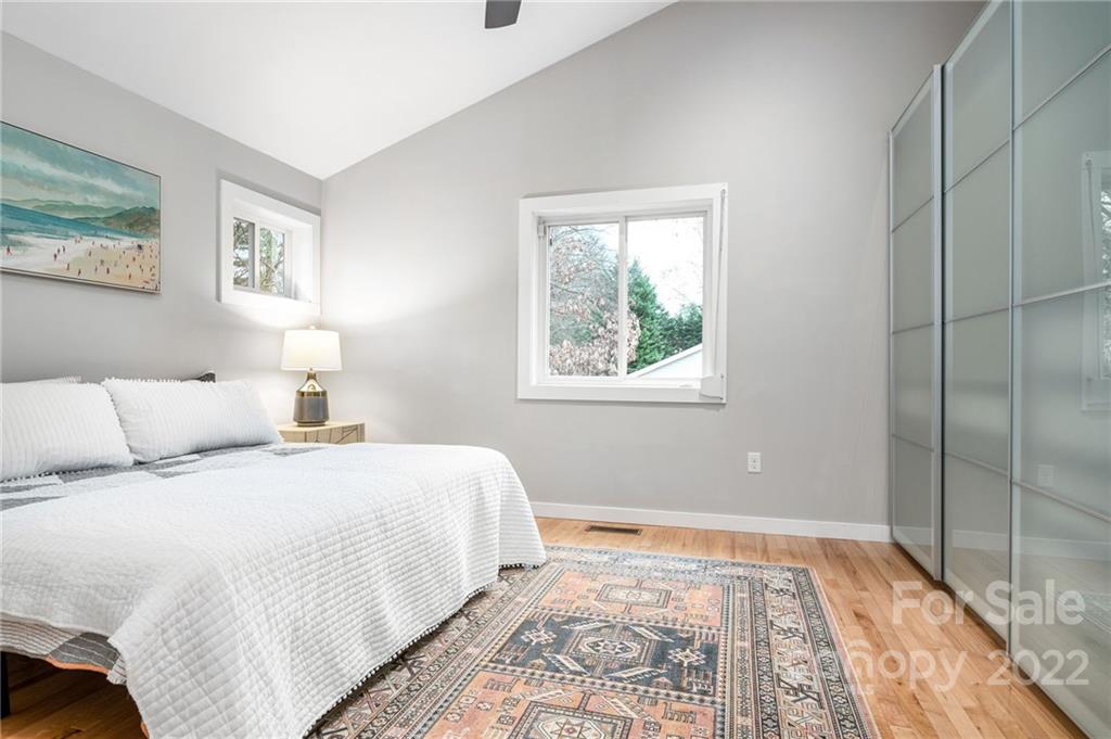 5 Digges Road Asheville NC 28805