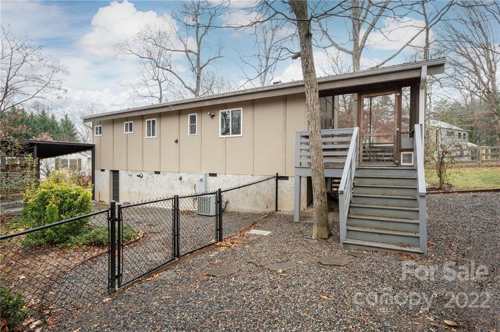 5 Digges Road Asheville NC 28805