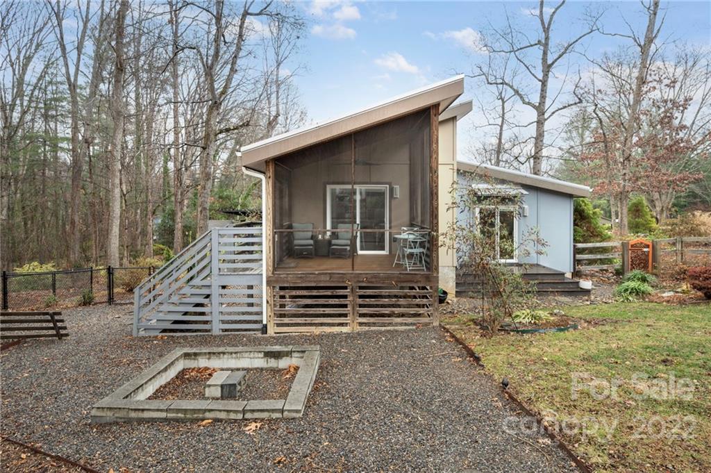 5 Digges Road Asheville NC 28805