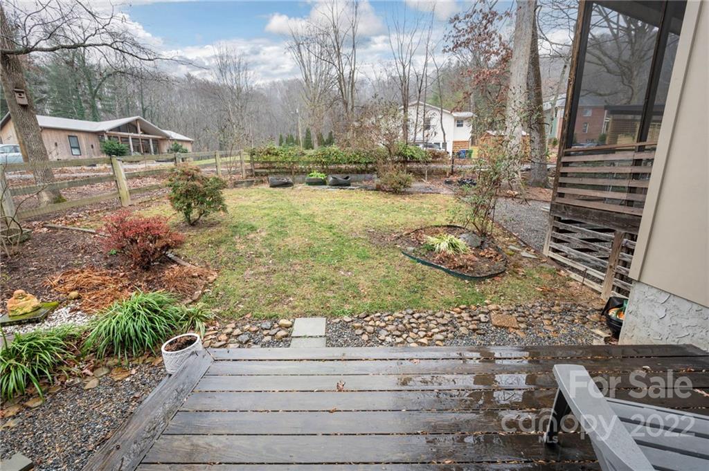 5 Digges Road Asheville NC 28805