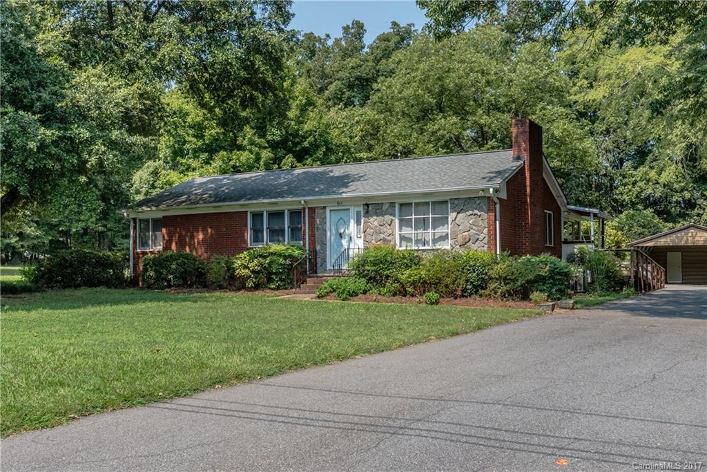 611 Gray Drive Charlotte NC 28213