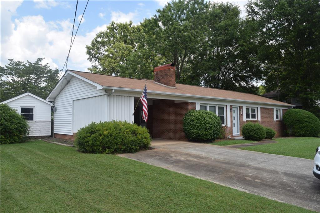 2614 2nd Avenue NW Hickory NC 28601