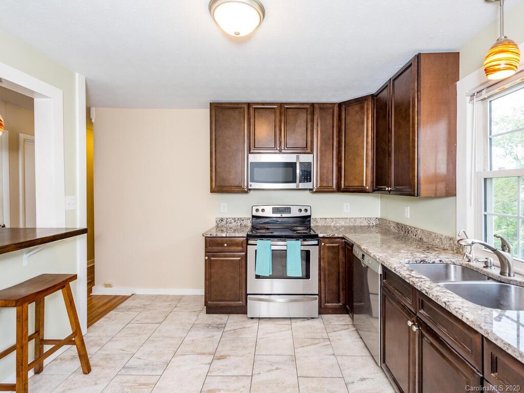 22 Adams Street Asheville NC 28801