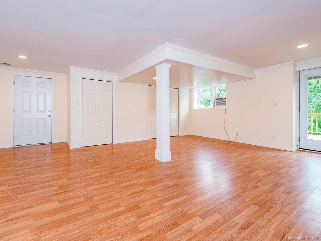 22 Adams Street Asheville NC 28801