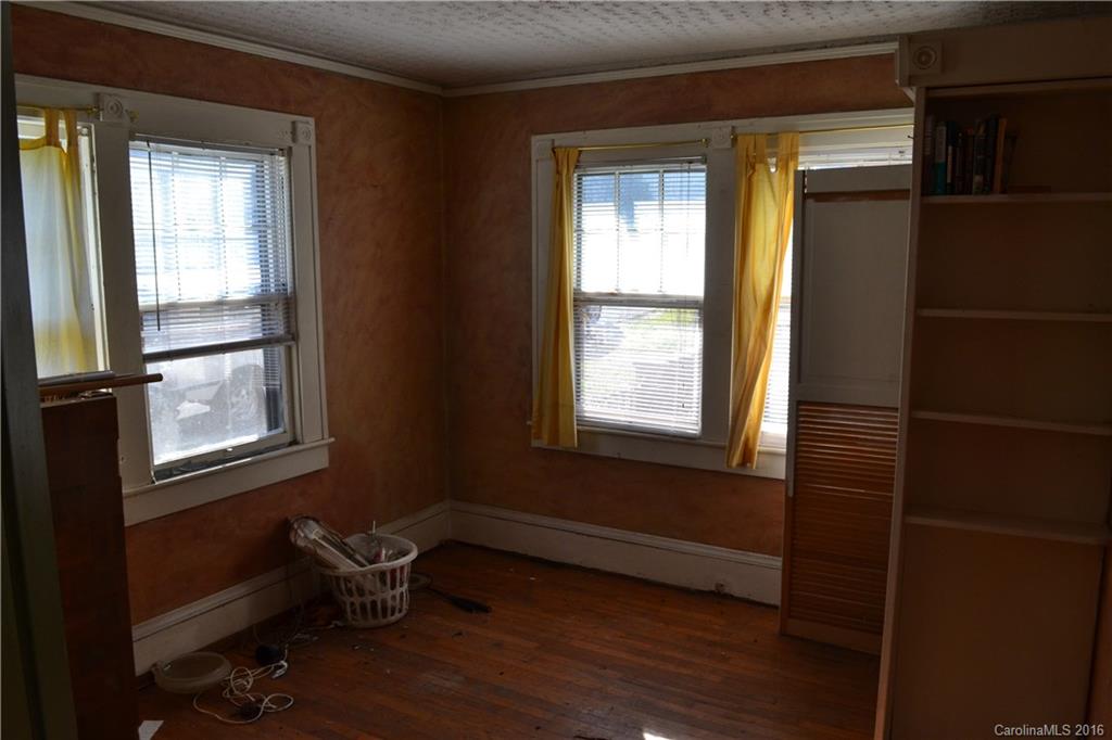 60 Coleman Avenue Asheville NC 28801
