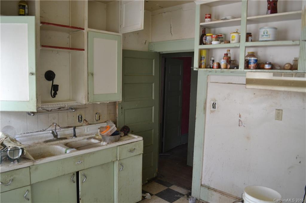 60 Coleman Avenue Asheville NC 28801