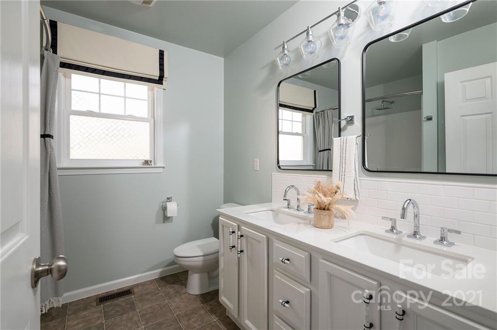 29 Locole Drive Arden NC 28704