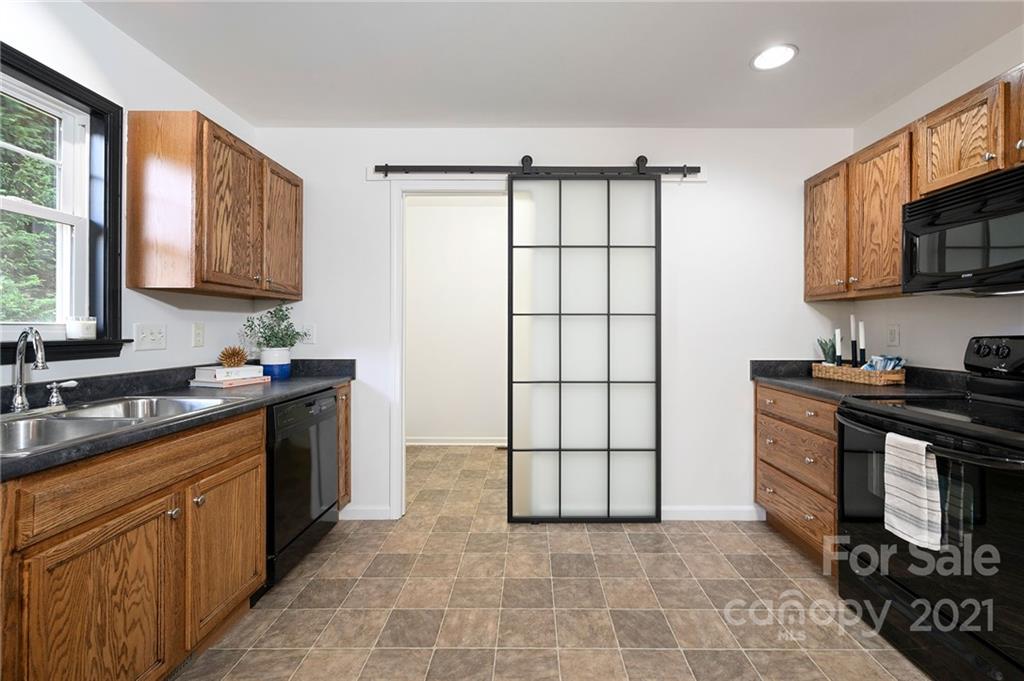 29 Locole Drive Arden NC 28704