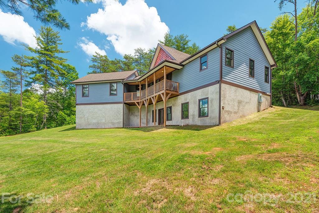 41 Country Cove Court Leicester NC 28748
