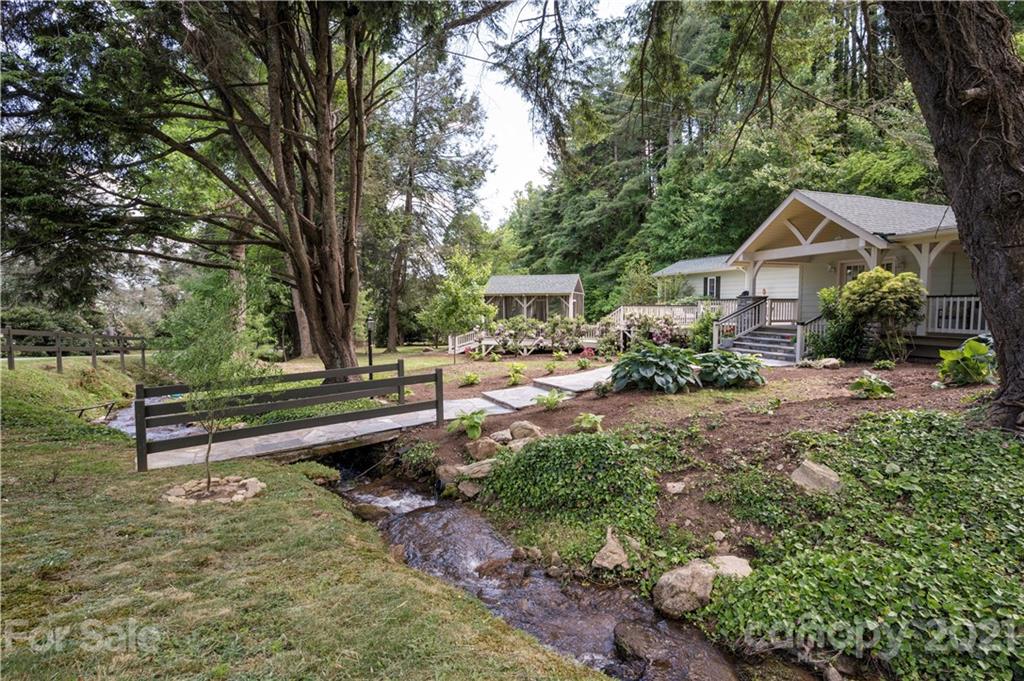 935 Eagles Nest Road Waynesville NC 28786
