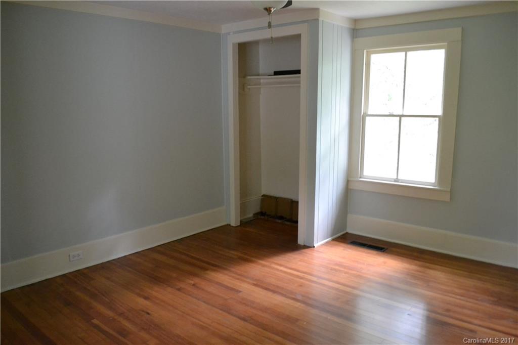 12 Laurel Avenue Asheville NC 28804