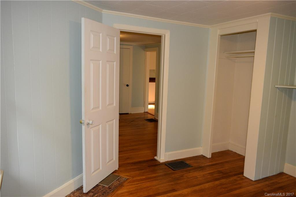 12 Laurel Avenue Asheville NC 28804