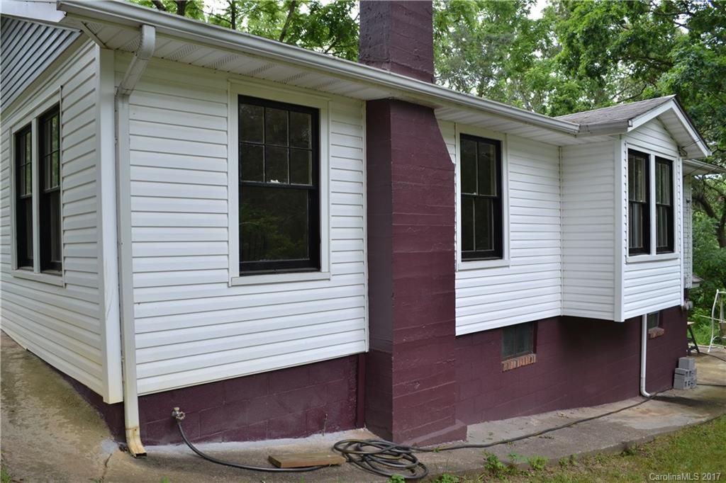 12 Laurel Avenue Asheville NC 28804