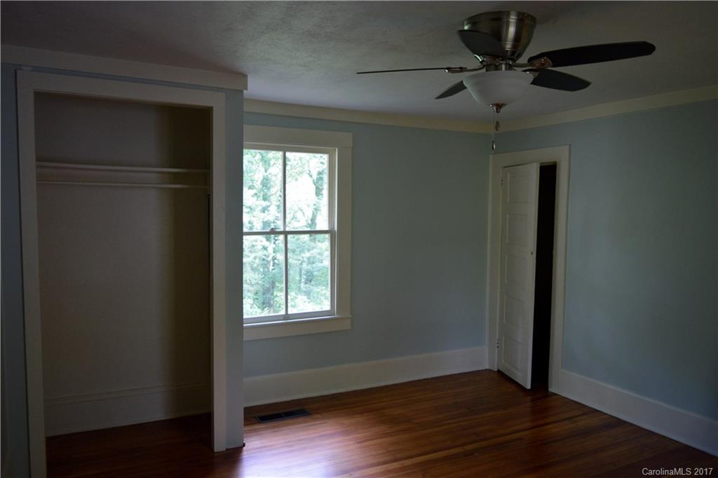 12 Laurel Avenue Asheville NC 28804