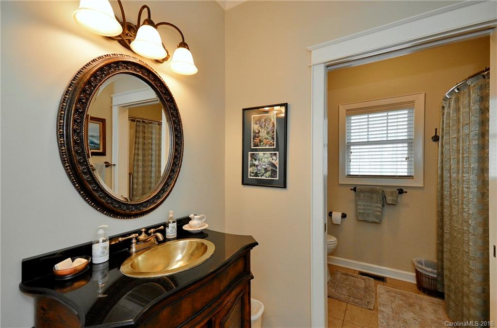 59 Rustling Oaks Lane Asheville NC 28805