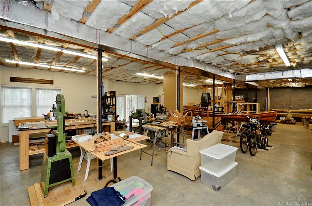 59 Rustling Oaks Lane Asheville NC 28805