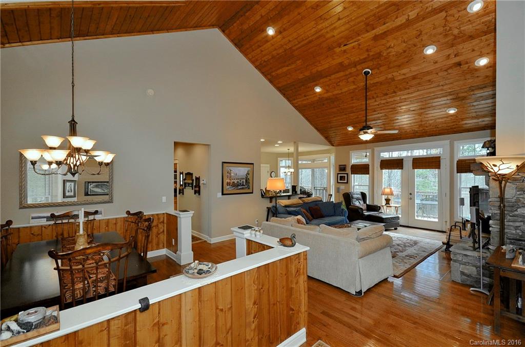 59 Rustling Oaks Lane Asheville NC 28805