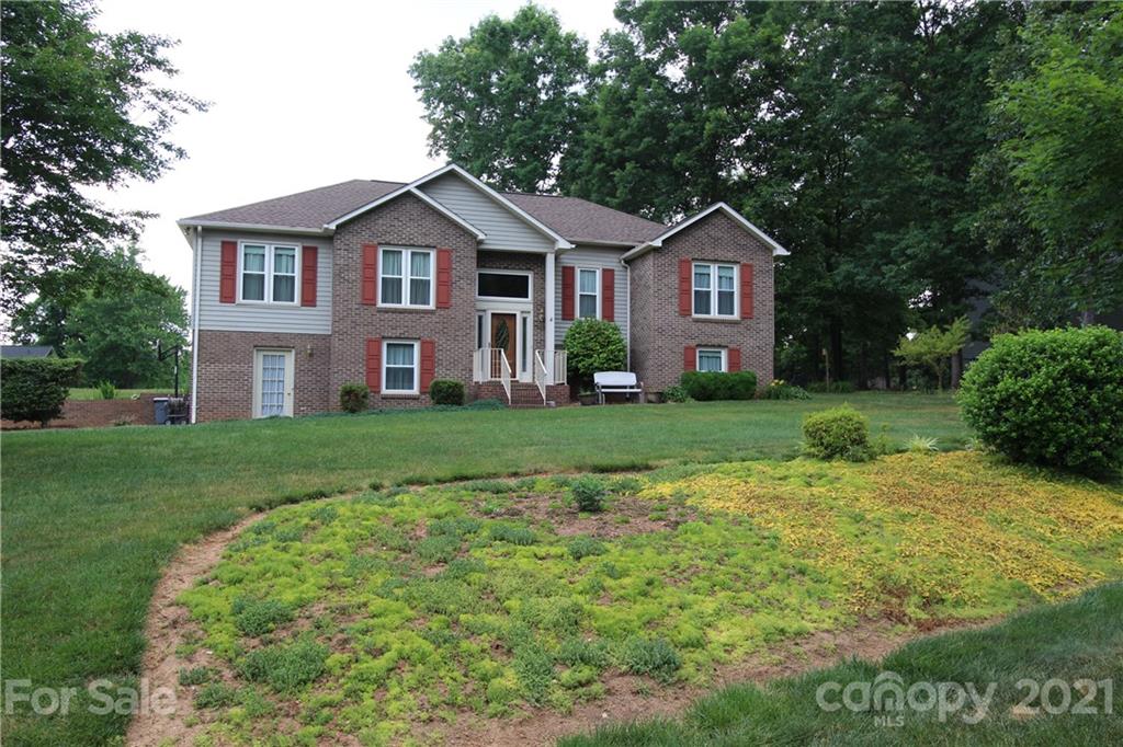 106 Dogwood Court Taylorsville NC 28681