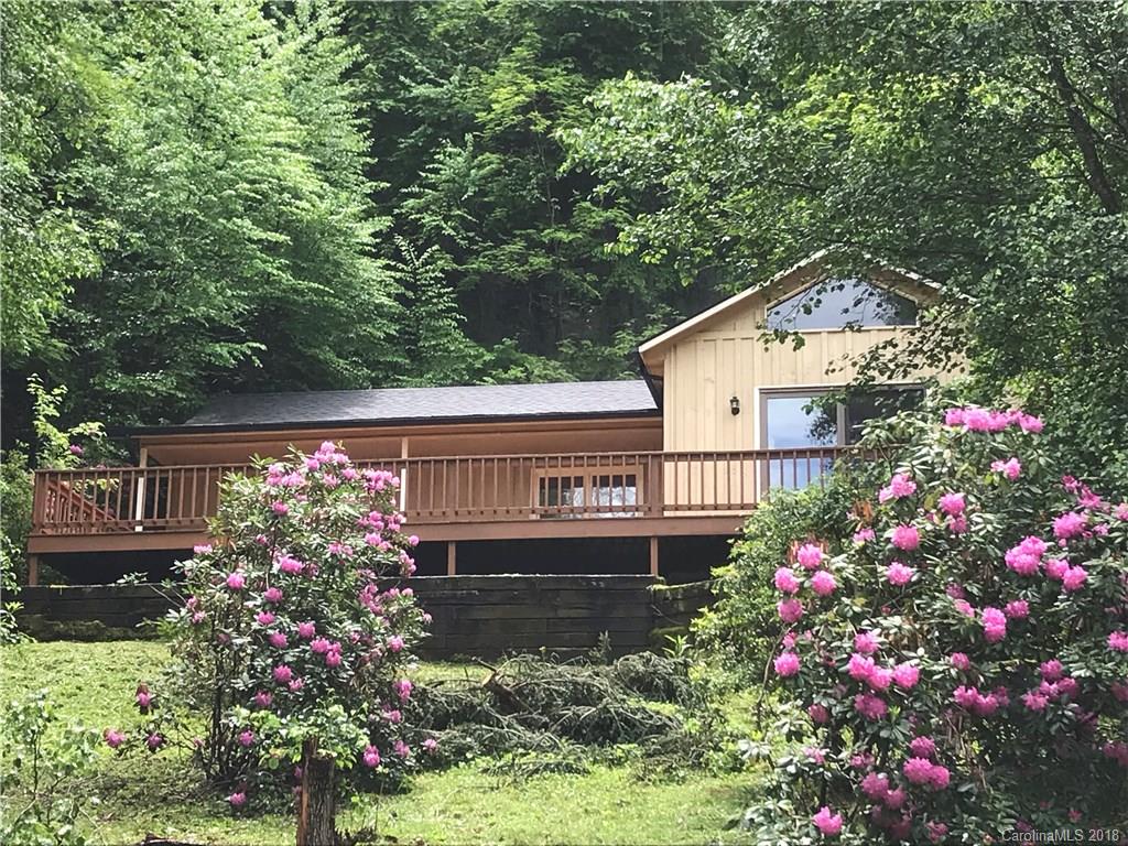 437 West Ridge Drive Burnsville NC 28714