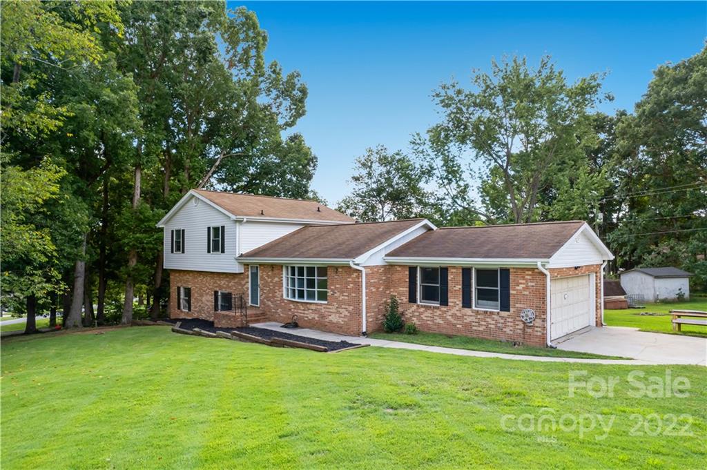 2007 Candlewood Drive NW Concord NC 28027