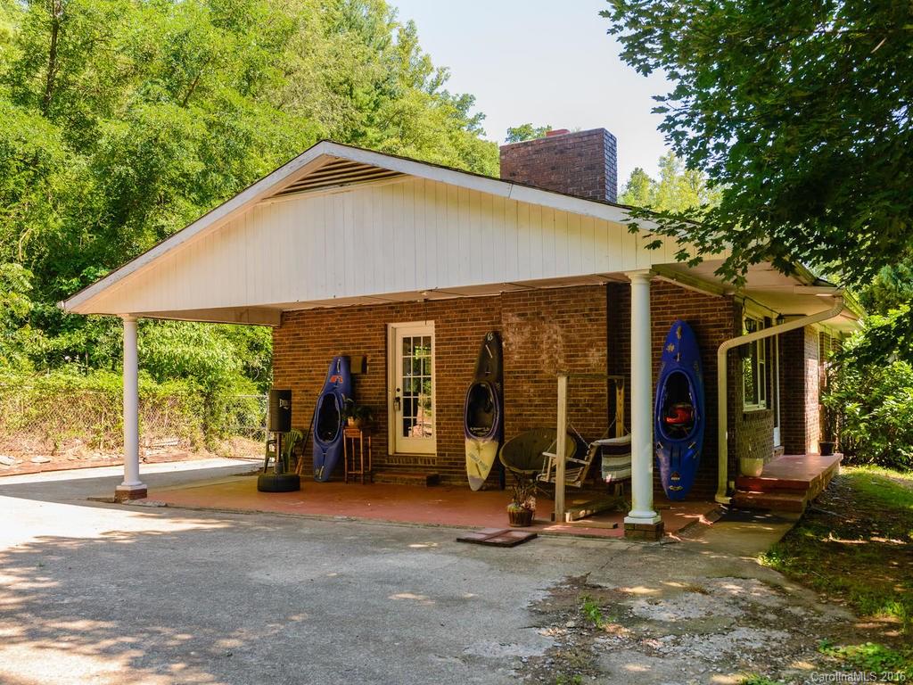 86 Davis Chapel Road Candler NC 28715