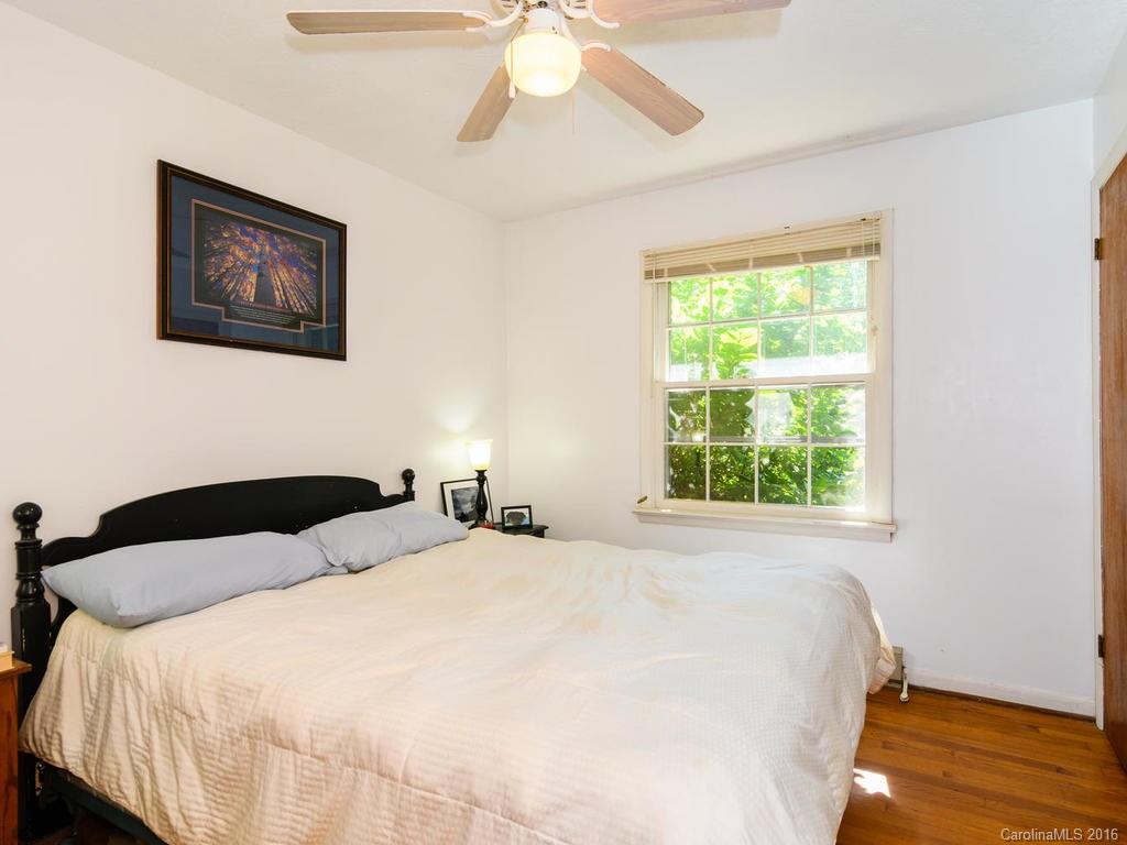 86 Davis Chapel Road Candler NC 28715