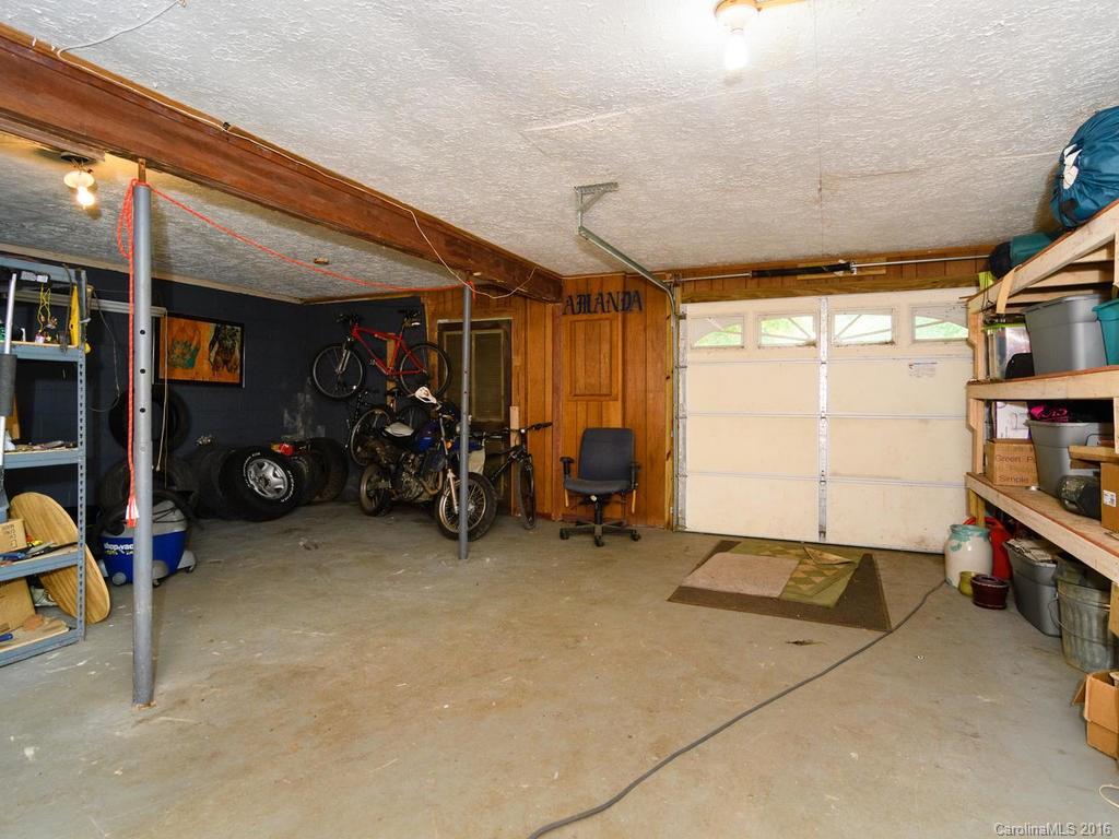 86 Davis Chapel Road Candler NC 28715