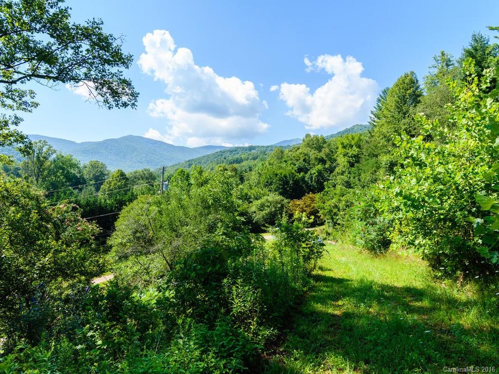 86 Davis Chapel Road Candler NC 28715