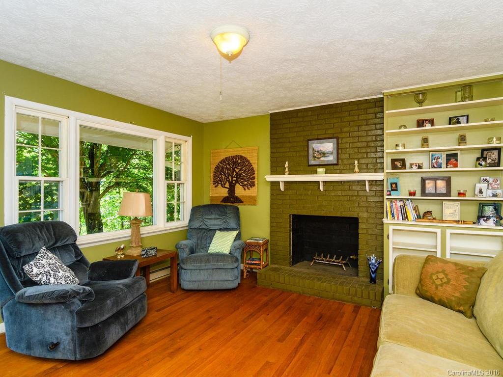 86 Davis Chapel Road Candler NC 28715