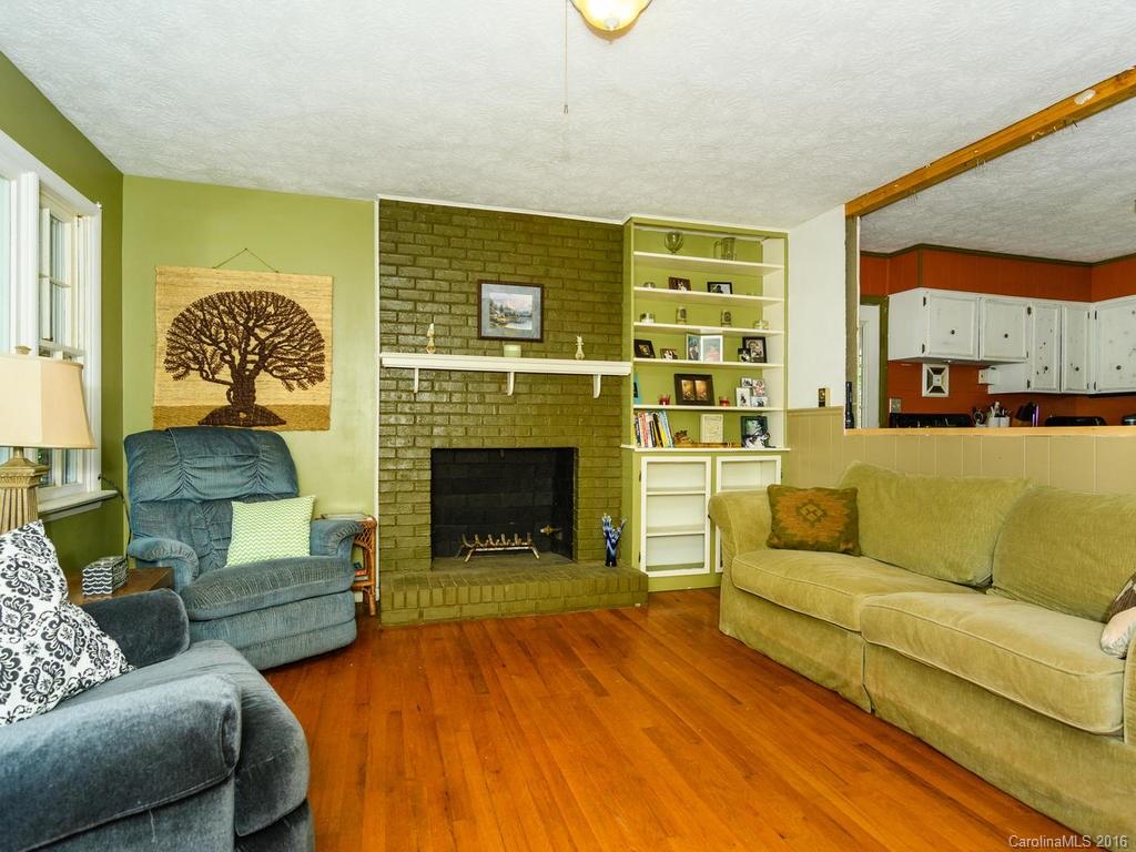 86 Davis Chapel Road Candler NC 28715