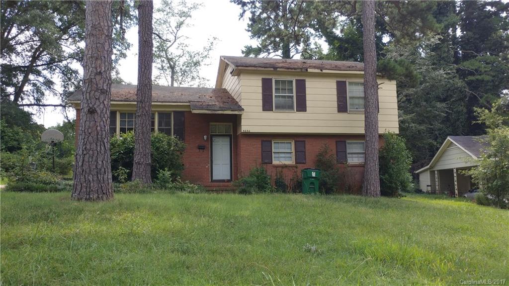 5830 Whitingham Drive Charlotte NC 28215